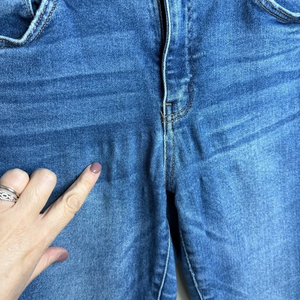 Vervet | High Rise Skinny Stretch Jeans with Distressed Hem | Sz 30